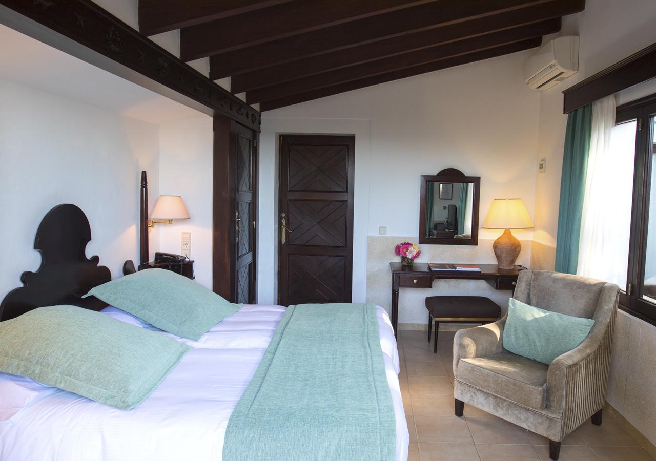 Hotel Bendinat Portals Nous  Bagian luar foto